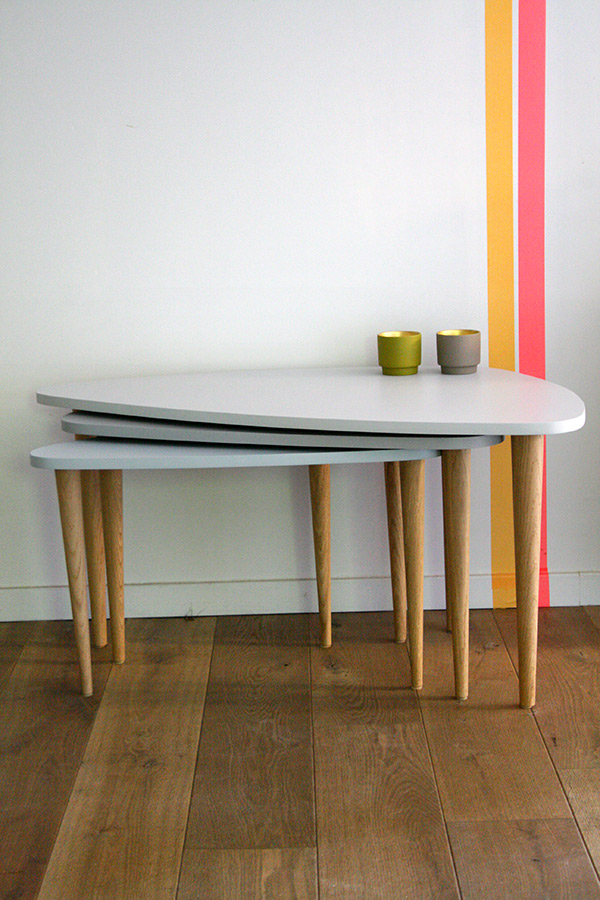 tables_gigognes_vintage_tryptique_camaeu_gris_5.jpg
