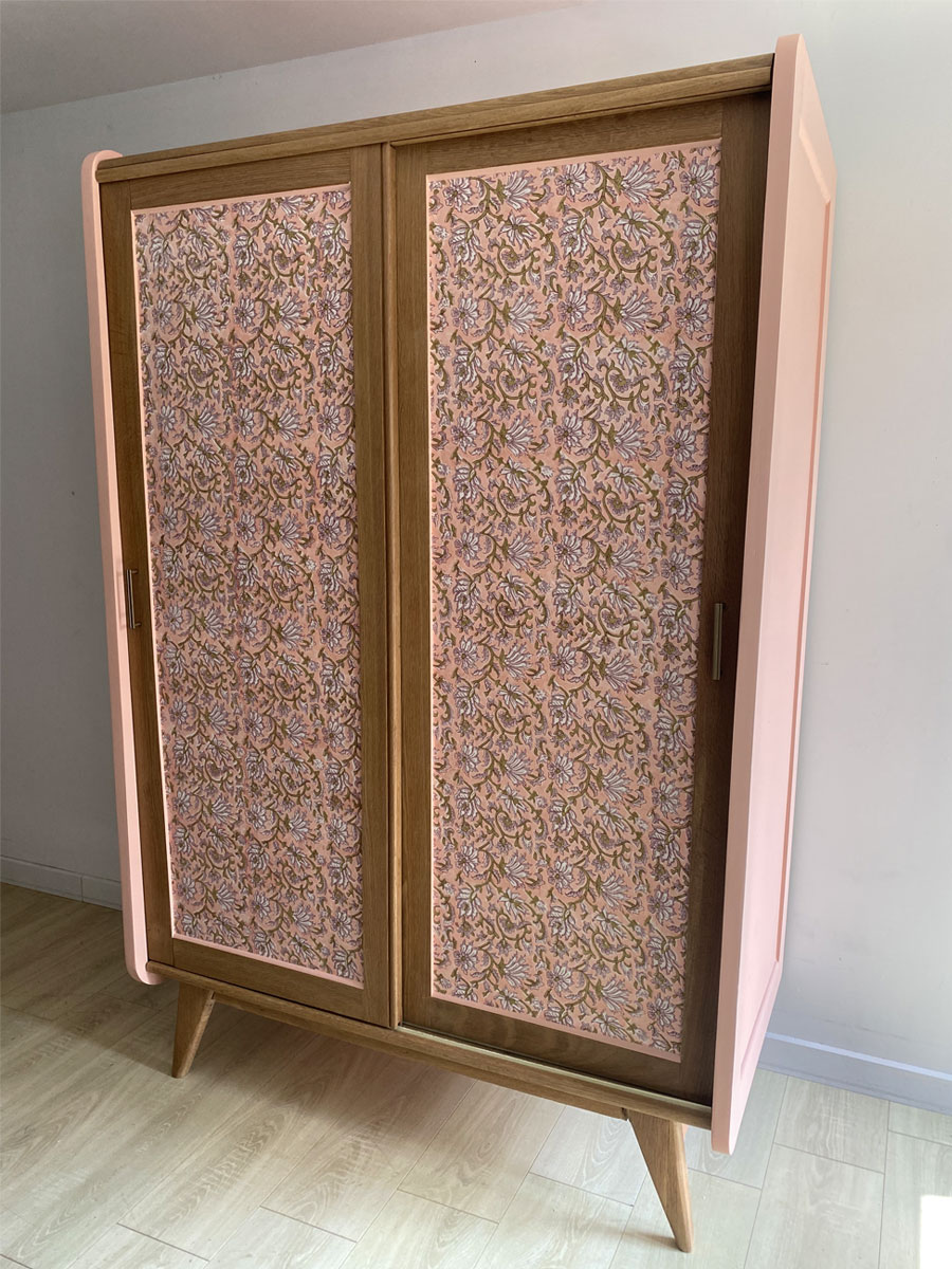 armoire_vintage_bois_rose_10.jpg