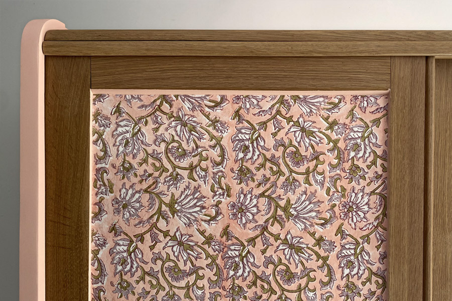 armoire_vintage_bois_rose_3.jpg
