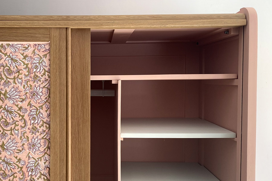 armoire_vintage_bois_rose_6.jpg