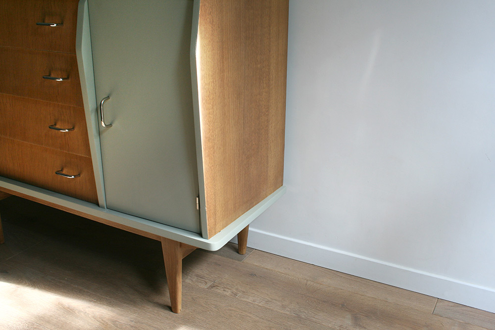 commode_vintage_charlie_02.jpg