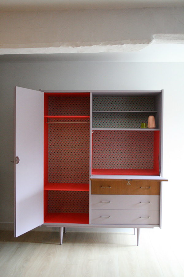 armoire_vintage_pieds_fuseles_2.jpg