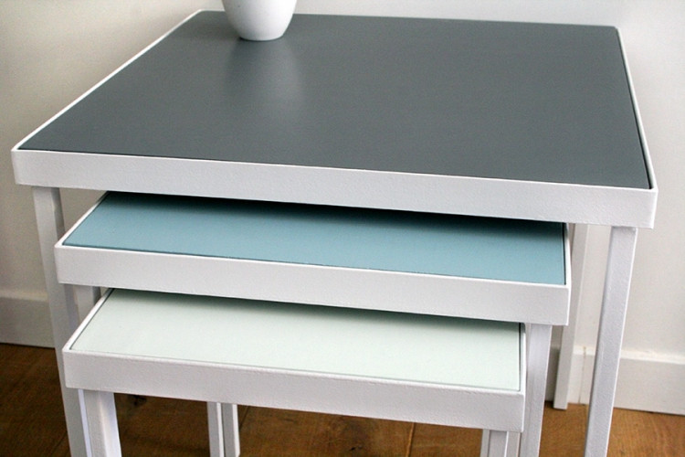 Tables Lucile and sisters